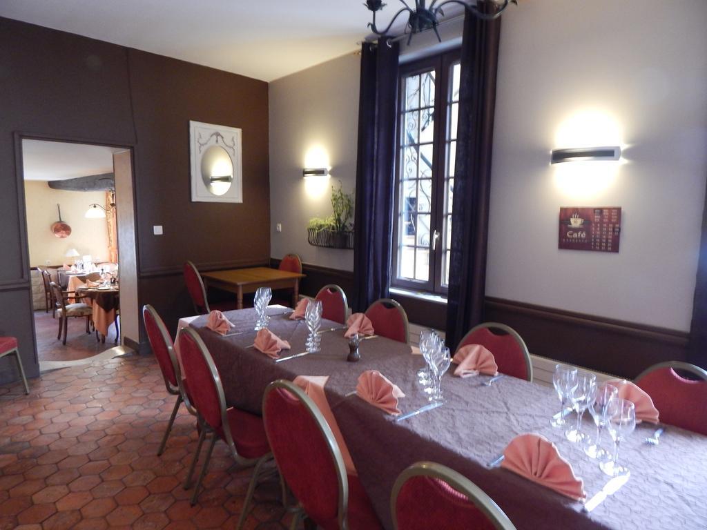 Hotel Restaurant Le Cygne Conches-en-Ouche Luaran gambar